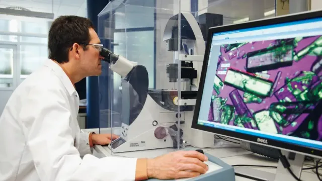 Нанотехнологии применяются для разработки новых методов лечения инфекционных заболеваний