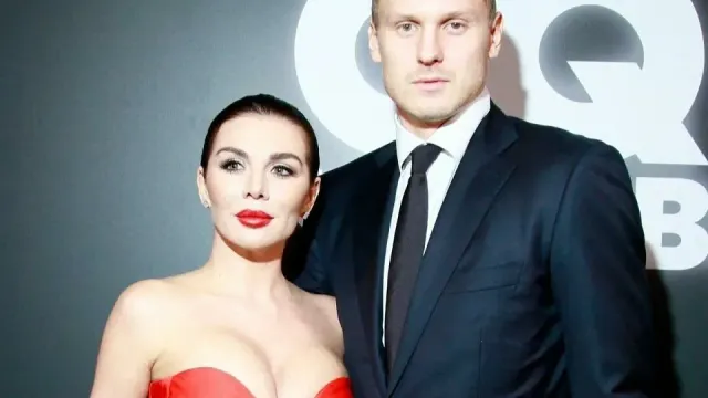 Семья Яниса Тиммы решила оспорить брачный контракт с Седоковой