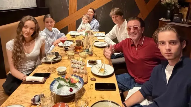 Григорий Лепс провел выходные с повзрослевшими детьми и внуком