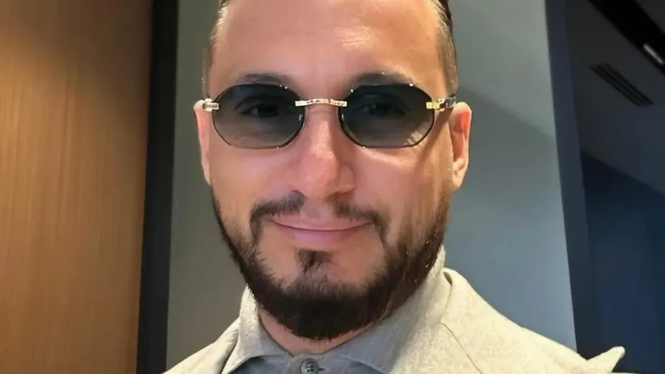 Бывший супруг Алсу впервые за долгое время вышел в свет