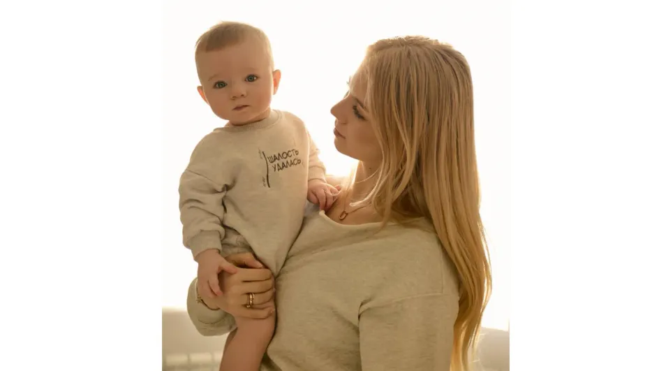 Александра Трусова поделилась новыми снимками восьмимесячного сына