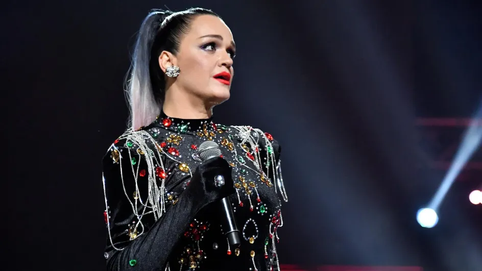 Певица Слава бросила пить на фоне скандала в Пензе