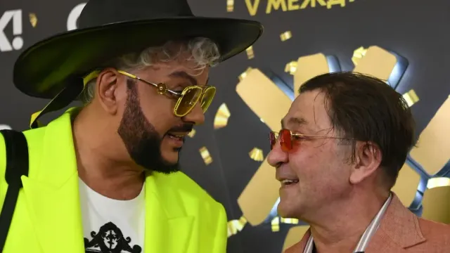 Киркорова и Лепса призвали отказаться от новогодних корпоративов