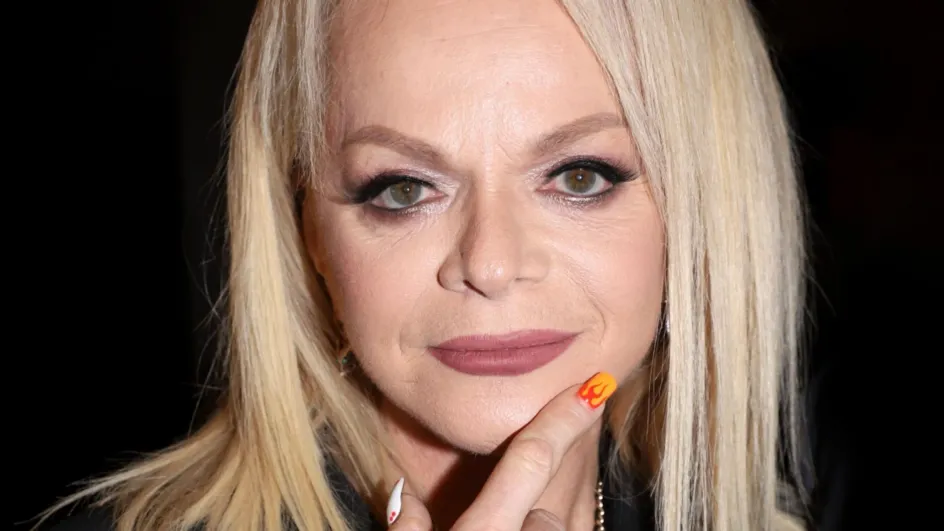 Лариса Долина поставила на телефон программы от мошенников