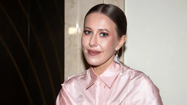 Ксения Собчак вышла на связь после слухов о пластике