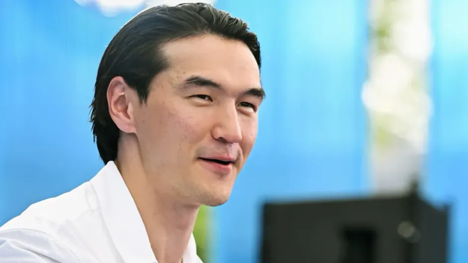 КНБ Казахстана проверяет комика Нурлана Сабурова