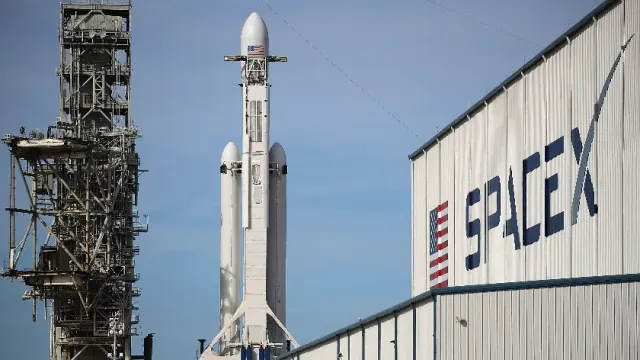 Компания SpaceX не будет ограничивать скорость передачи данных в Starlink
