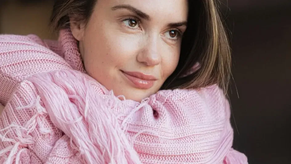 Агата Муцениеце объяснила, зачем скрывает дочь