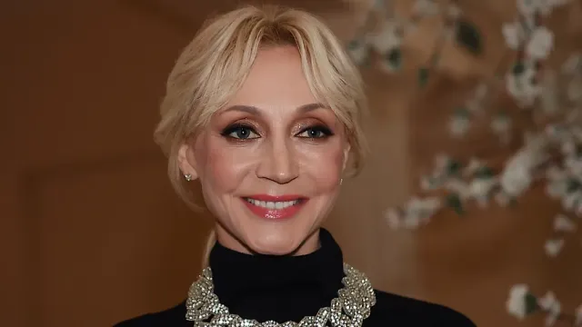 Орбакайте вышла на связь из Нью-Йорка после запрета въезда в Латвию