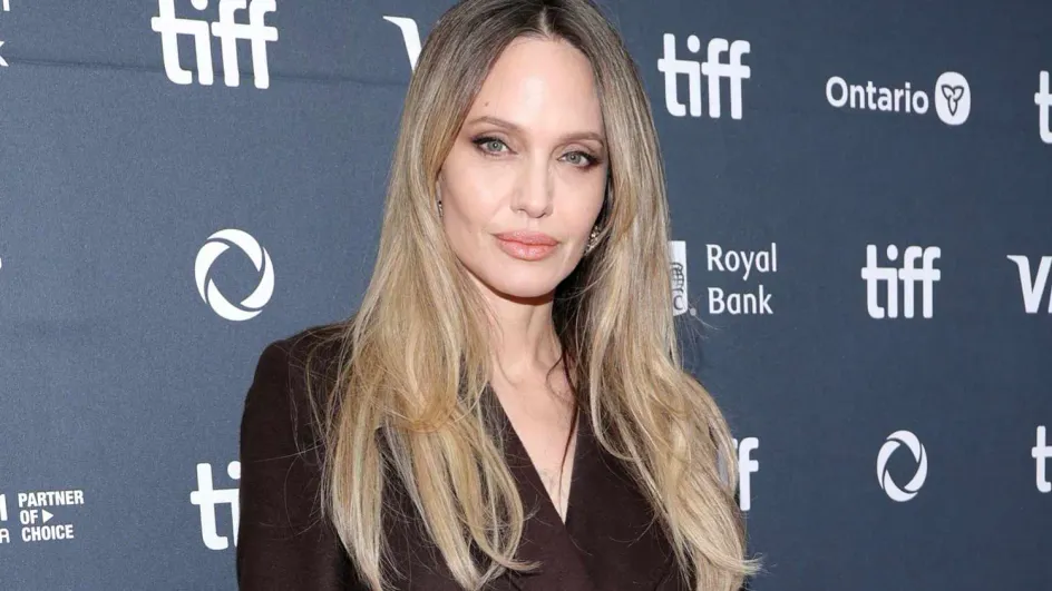 Анджелина Джоли готовится к переезду из Штатов