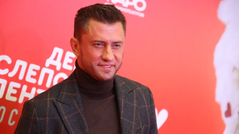 Павел Прилучный опроверг слухи о новых тяжбах за сына с Агатой Муцениеце