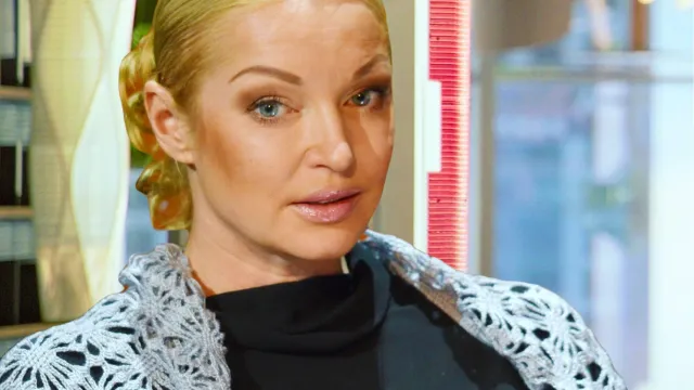 Волочкова заменила тазобедренный сустав по совету фигуриста