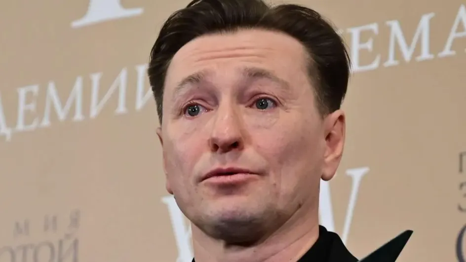 Сергей Безруков назвал внутреннюю привязанность основой патриотизма