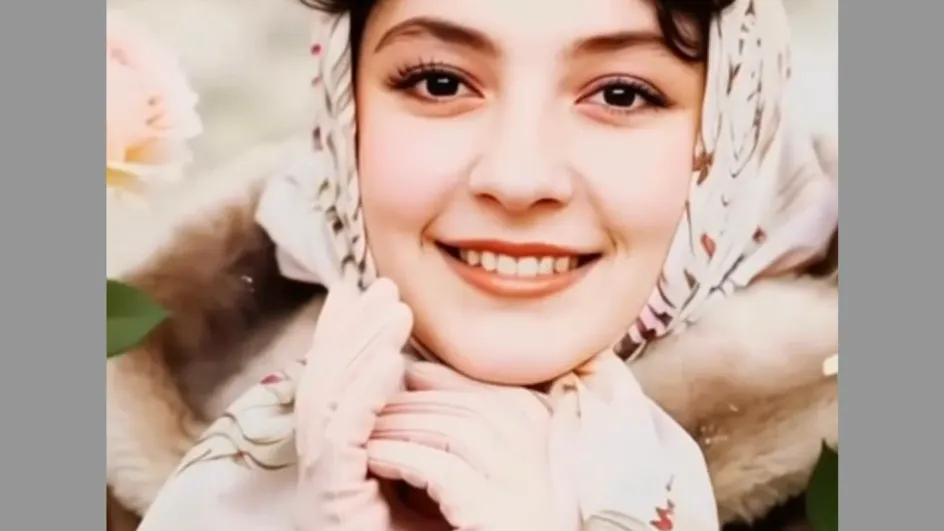 Филипп Киркоров показал архивные фото с матерью в её день