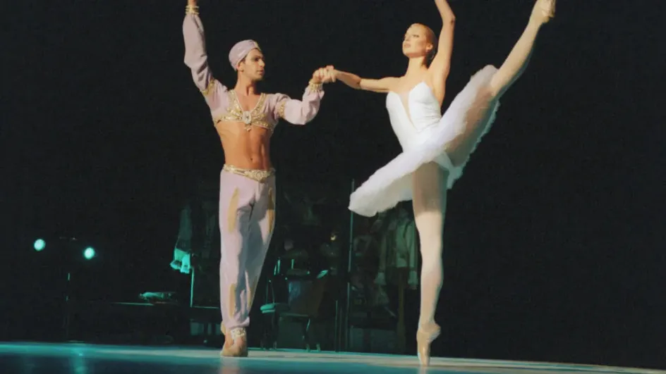 Джигурда считает балерина Волочкову круче Бритни Спирс