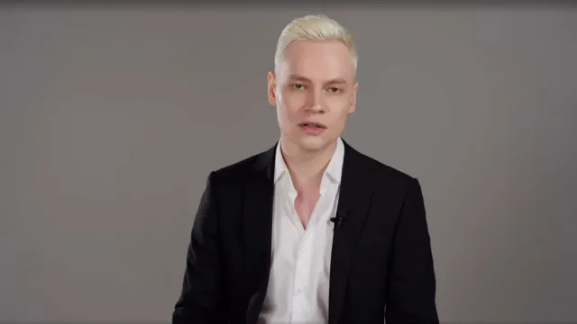 Горячая новость | Российским артистам придётся менять иностранные псевдонимы