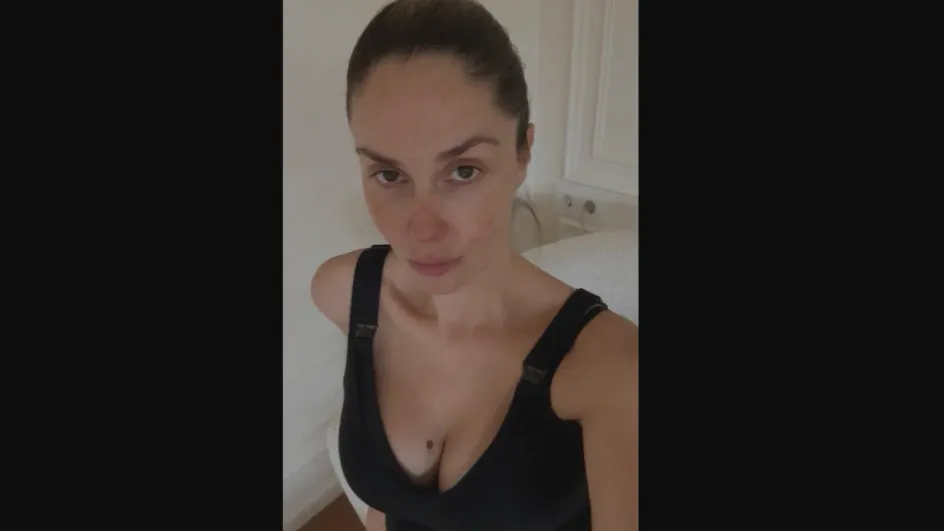 Агата Муцениеце показала фигуру после третьих родов