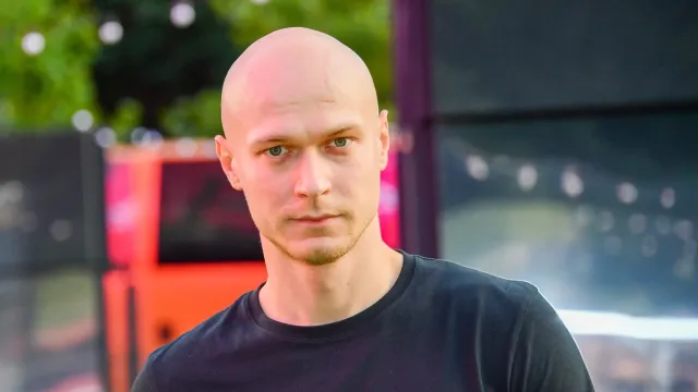 Юра Борисов отменил все съемки и вернулся из-за смерти отца