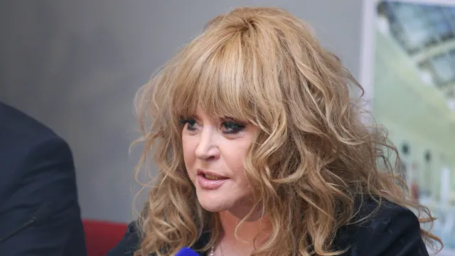 Алла Пугачева отдала своим детям часть замка в Подмосковье