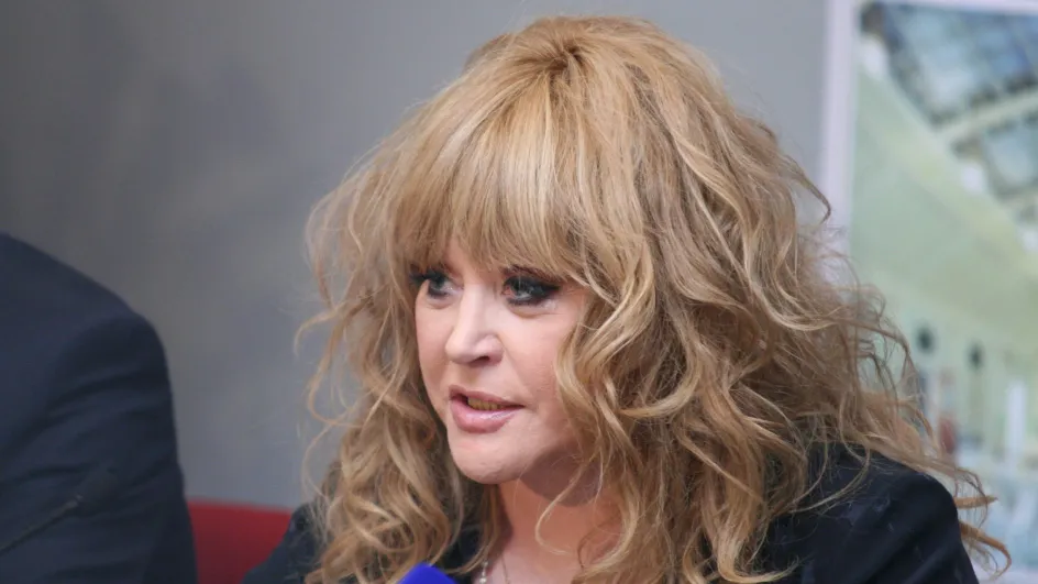 Алла Пугачева отдала своим детям часть замка в Подмосковье