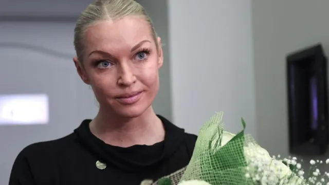 Анастасия Волочкова резко ответила врачу после его слов об алкоголизме