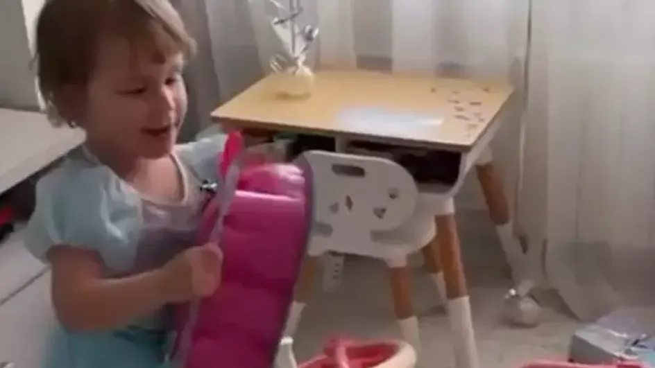 Роза Сябитова опубликовала кадры с 3-летней внучкой Роза Сябитова опубликовала кадры с 3-летней внучкой