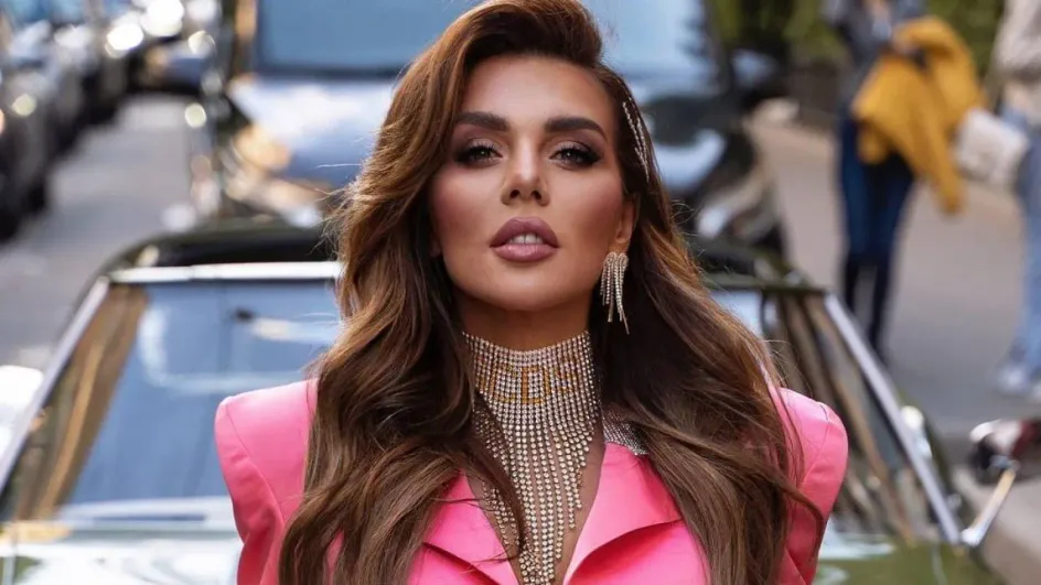 Анну Седокову снова обвинили в связи с женатым мужчиной