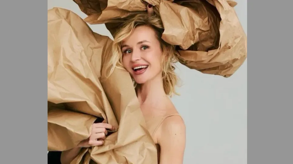 Гагарина снялась в наряде из бумаги в день рождения