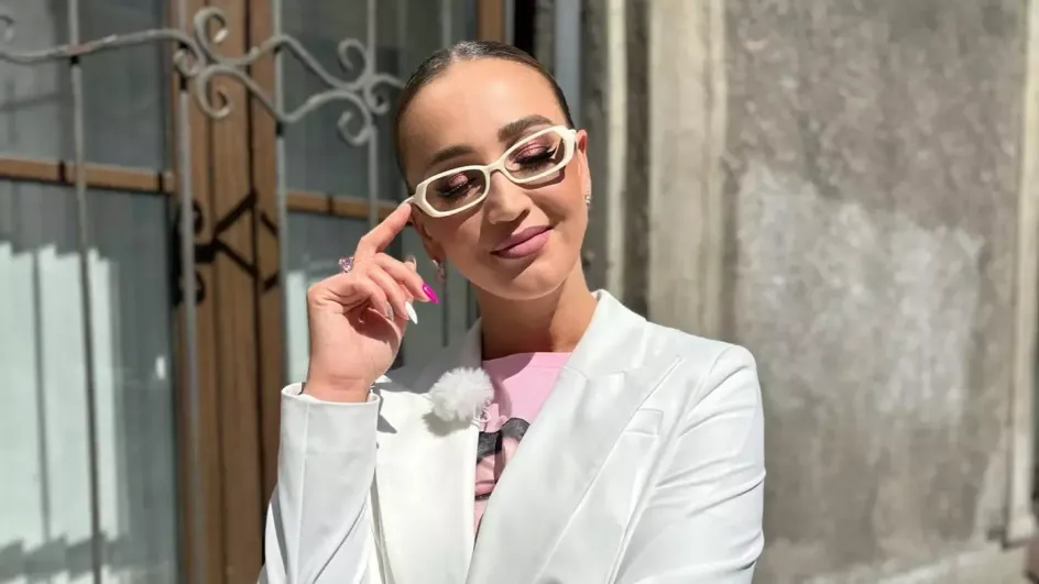 Бабкина рассказала, почему взяла Бузову на главную роль в спектакле