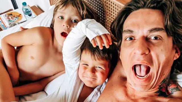 Влад Топалов показал фото со старшими сыновьями от Тодоренко