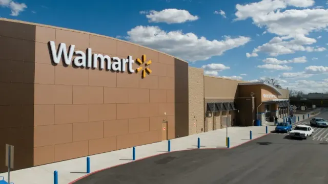 Walmart создает устойчивую многоканальную сеть заказов с помощью сокращения отходов