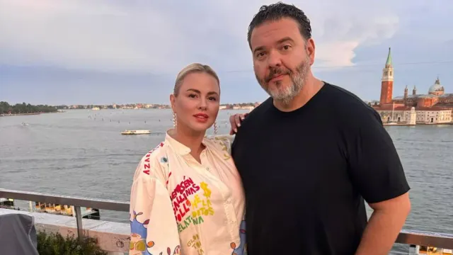 Анна Семенович показала кадры с женихом из отпуска в Арабских Эмиратах